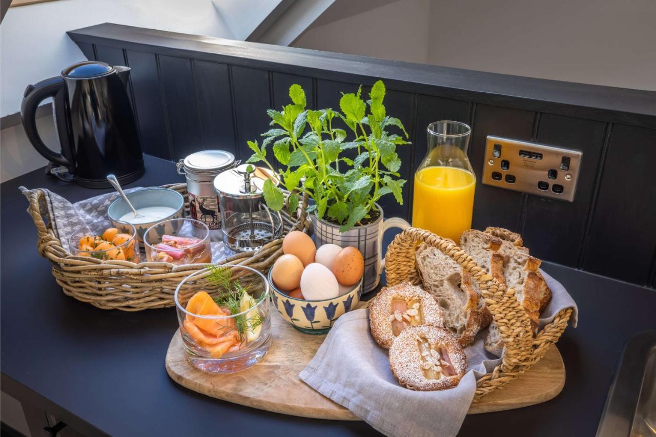 The Steading Bed & Breakfast Абърфелди Екстериор снимка