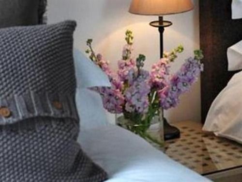 The Steading Bed & Breakfast Абърфелди Екстериор снимка